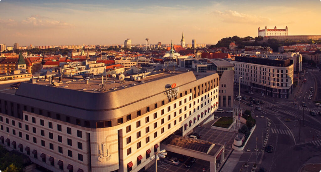 Crowne Plaza Hotel 